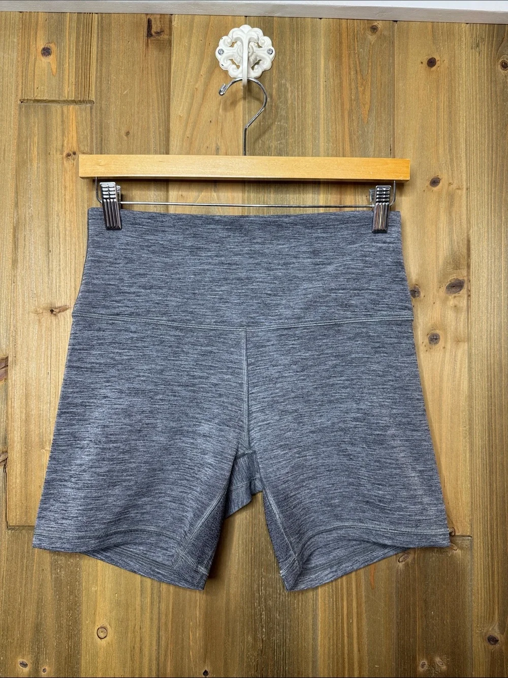 Lululemon Align 6” High-Waist Gray Biker Shorts Size 8